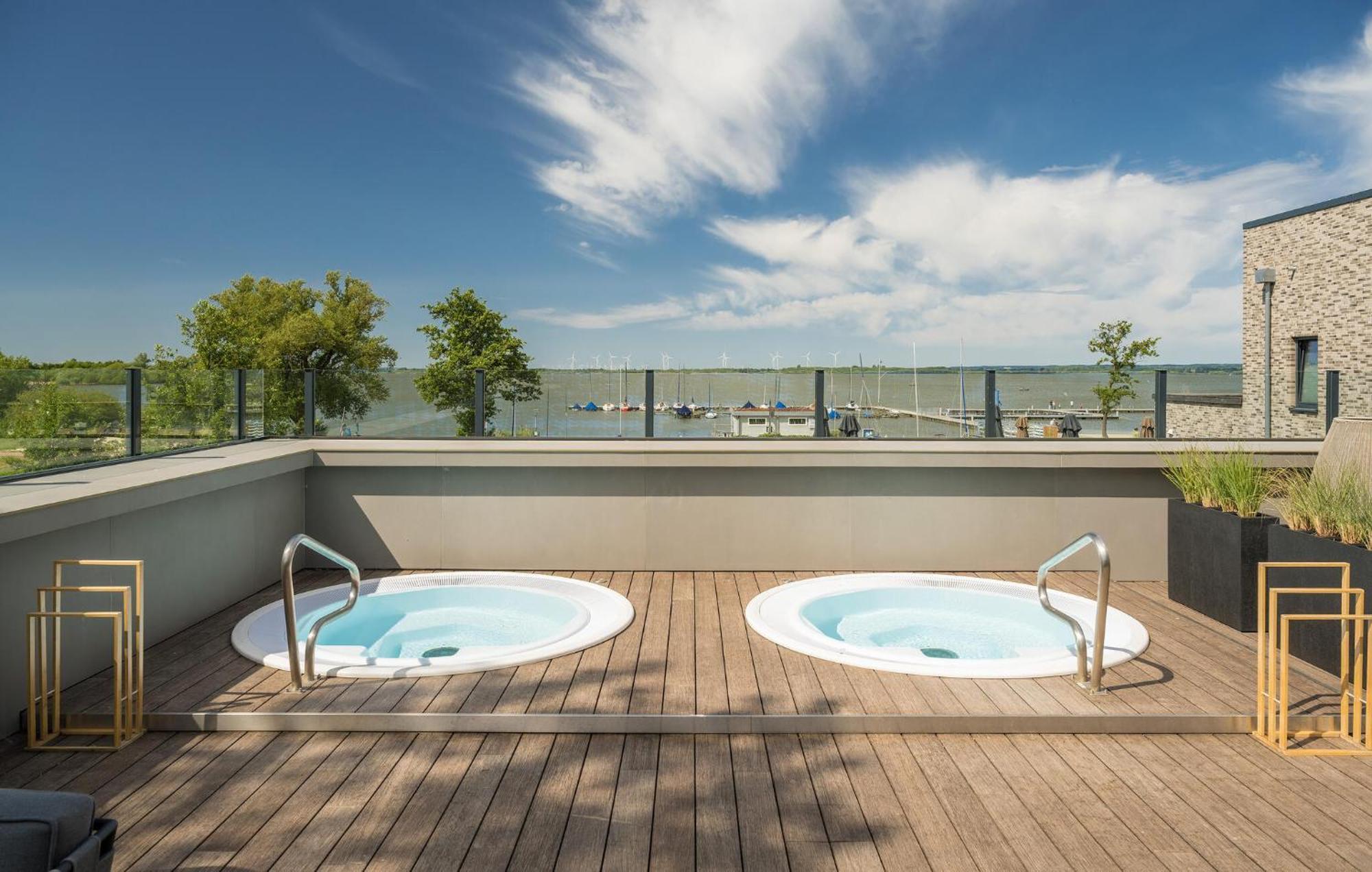 Beach Front Apartment In Lembruch-Duemmer See Eksteriør bilde